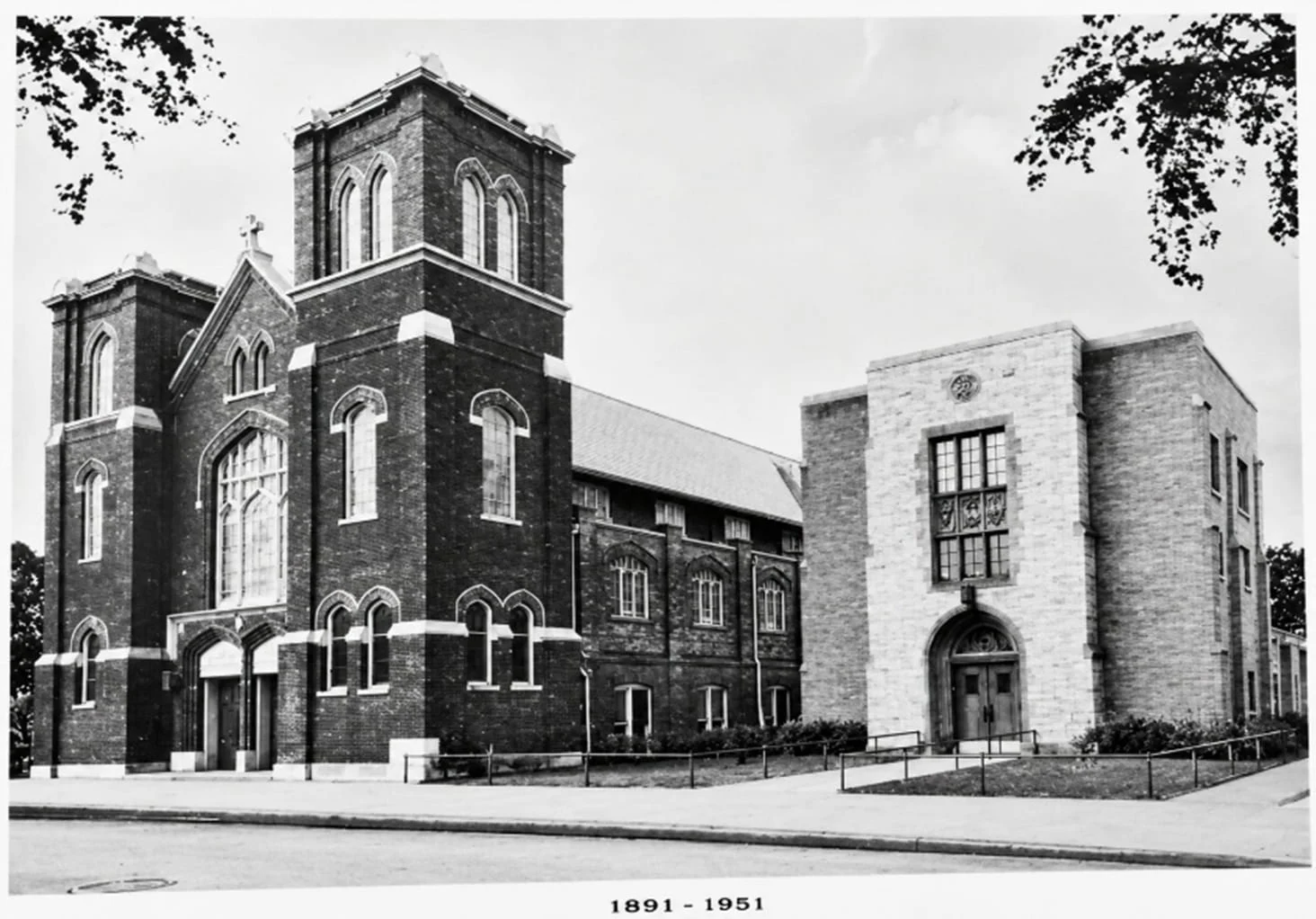 Historic photograph of Gustavus Adolphus Lutheran Church in Chicago, where Martin Jepson and Annie Olsson married in 1901